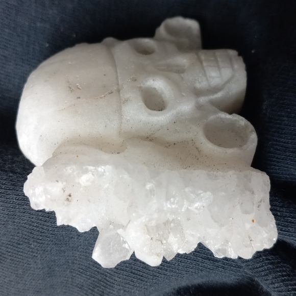 GEMSTONE HEALING STONE QUARTZ SKULL 💀 - Picture 6 of 7
